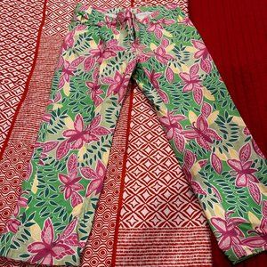 Lilly Pulitzer Capris size 6